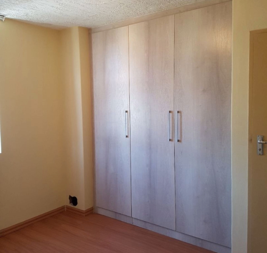 2 Bedroom Property for Sale in Silverton Gauteng