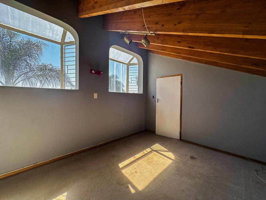 To Let 5 Bedroom Property for Rent in Newlands Gauteng