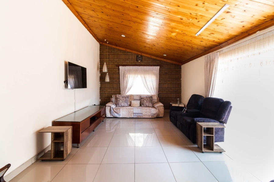 3 Bedroom Property for Sale in The Stewards Gauteng