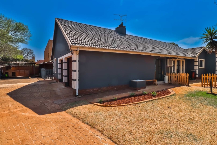 3 Bedroom Property for Sale in The Stewards Gauteng