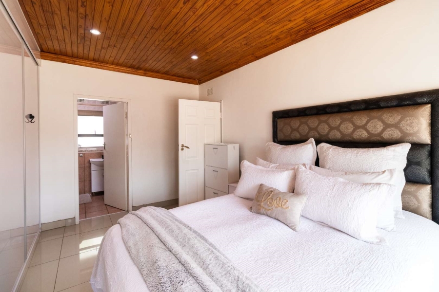 3 Bedroom Property for Sale in The Stewards Gauteng