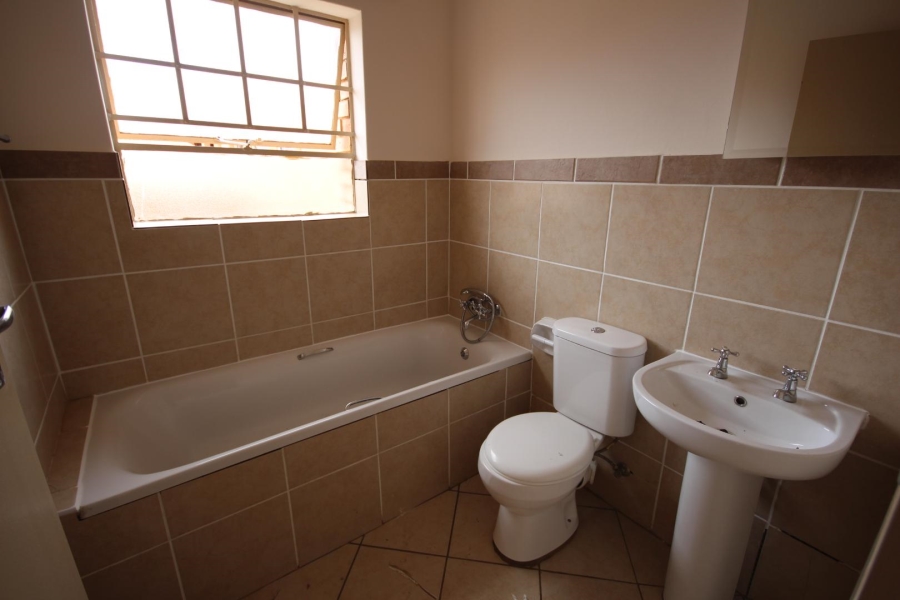 To Let 3 Bedroom Property for Rent in Montana Gauteng