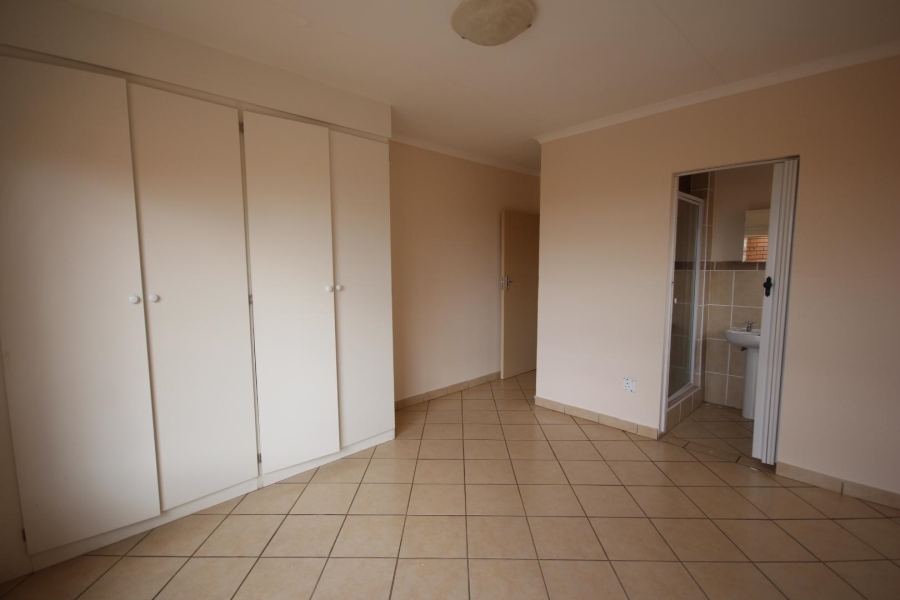 To Let 3 Bedroom Property for Rent in Montana Gauteng