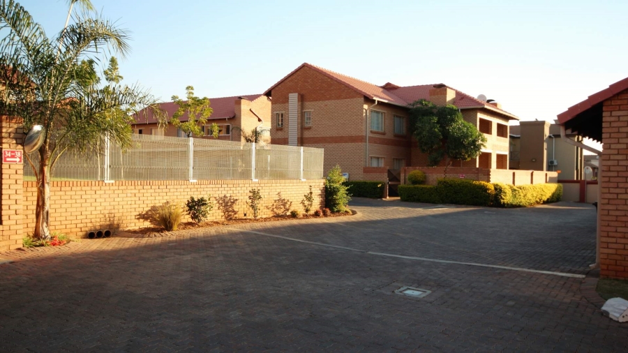 To Let 3 Bedroom Property for Rent in Montana Gauteng