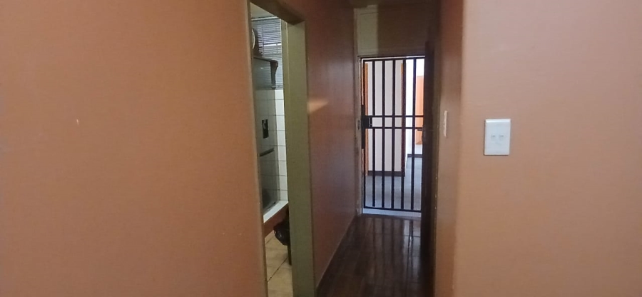 1 Bedroom Property for Sale in Muckleneuk Gauteng