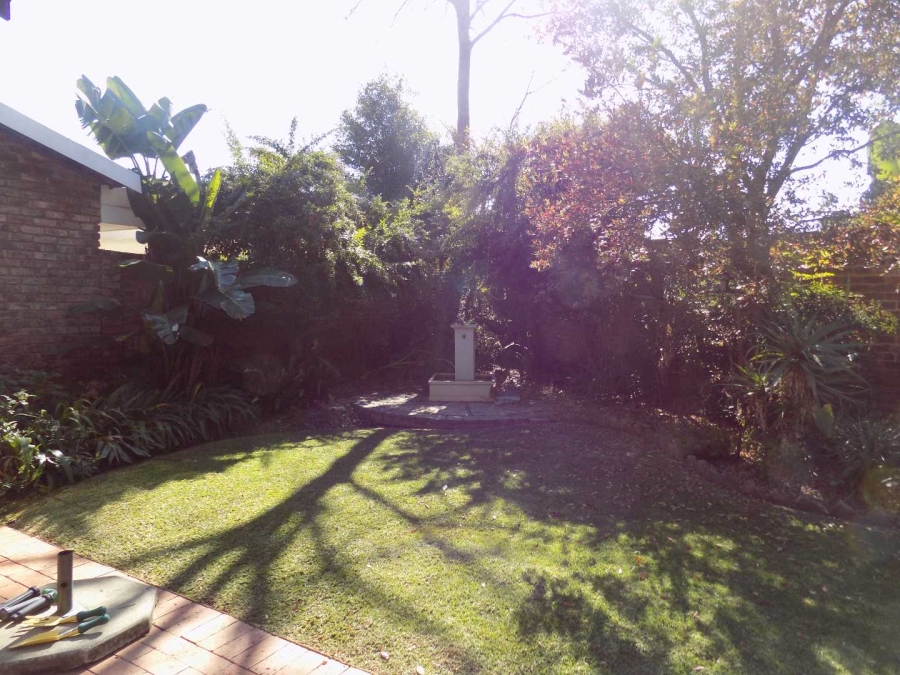 To Let 2 Bedroom Property for Rent in River Club Gauteng