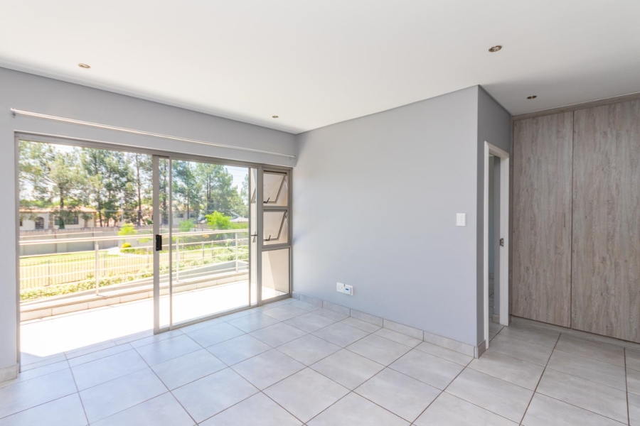 To Let 2 Bedroom Property for Rent in Broadacres Gauteng