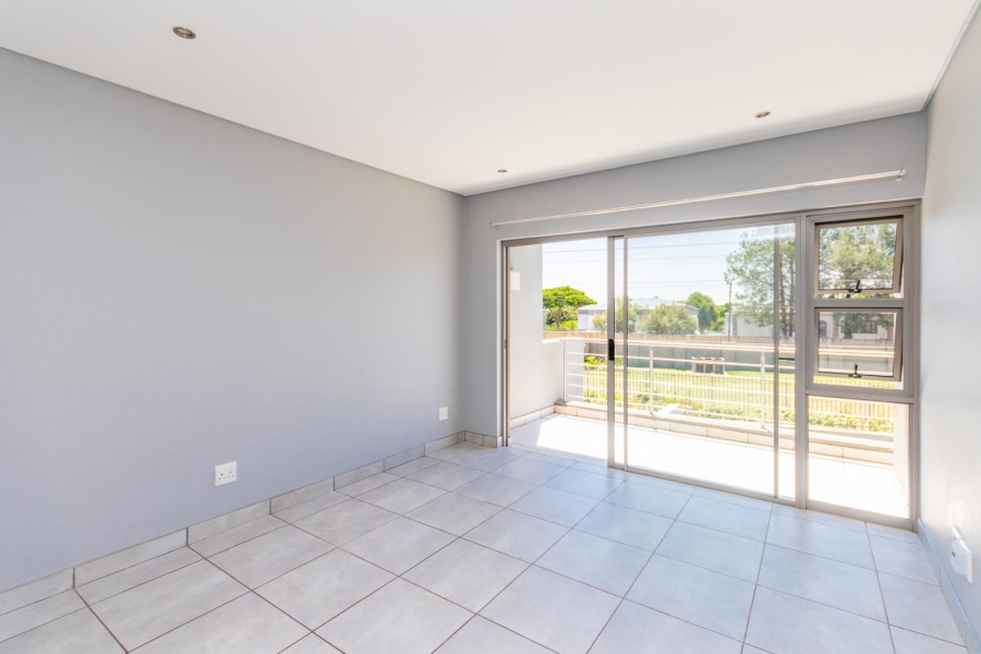 To Let 2 Bedroom Property for Rent in Broadacres Gauteng