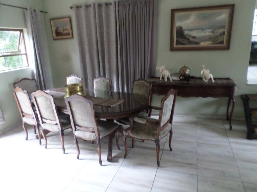 3 Bedroom Property for Sale in Vaaloewer Gauteng