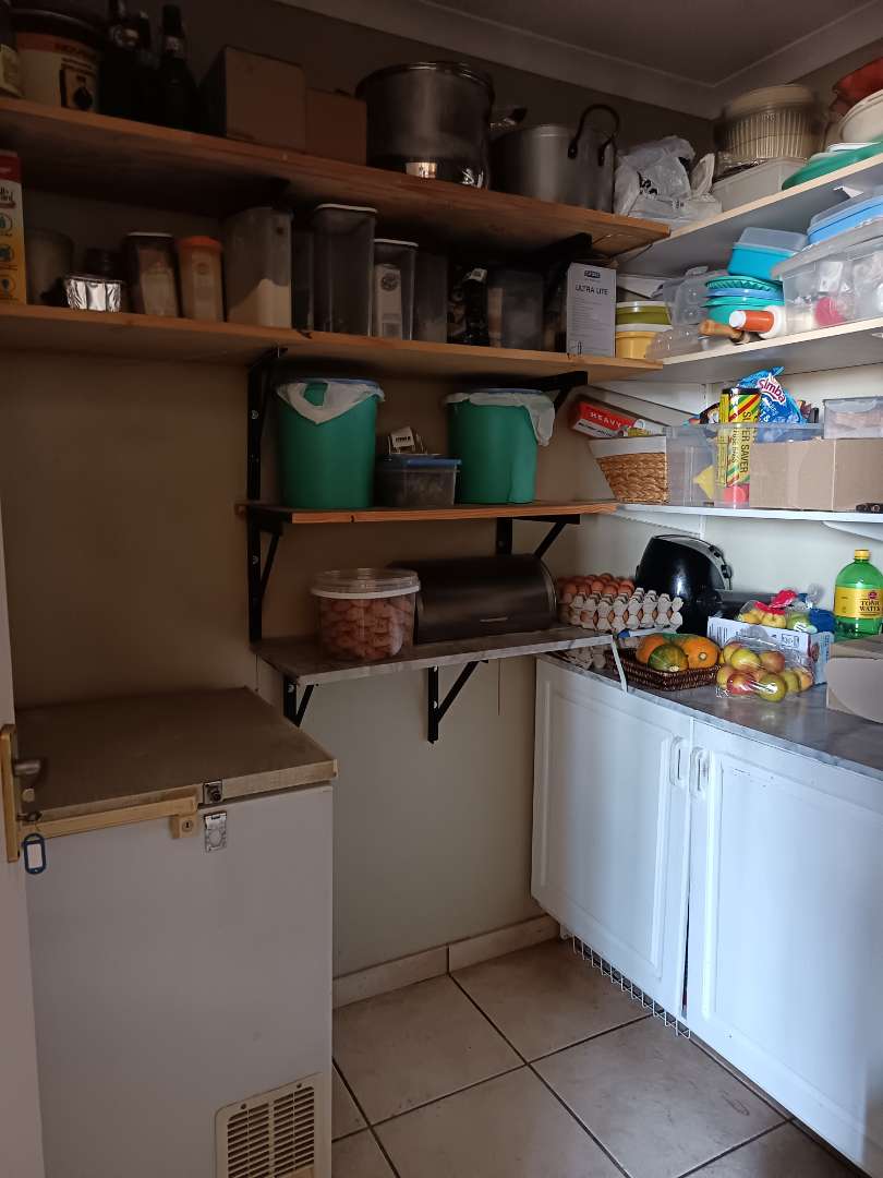 3 Bedroom Property for Sale in Vaaloewer Gauteng