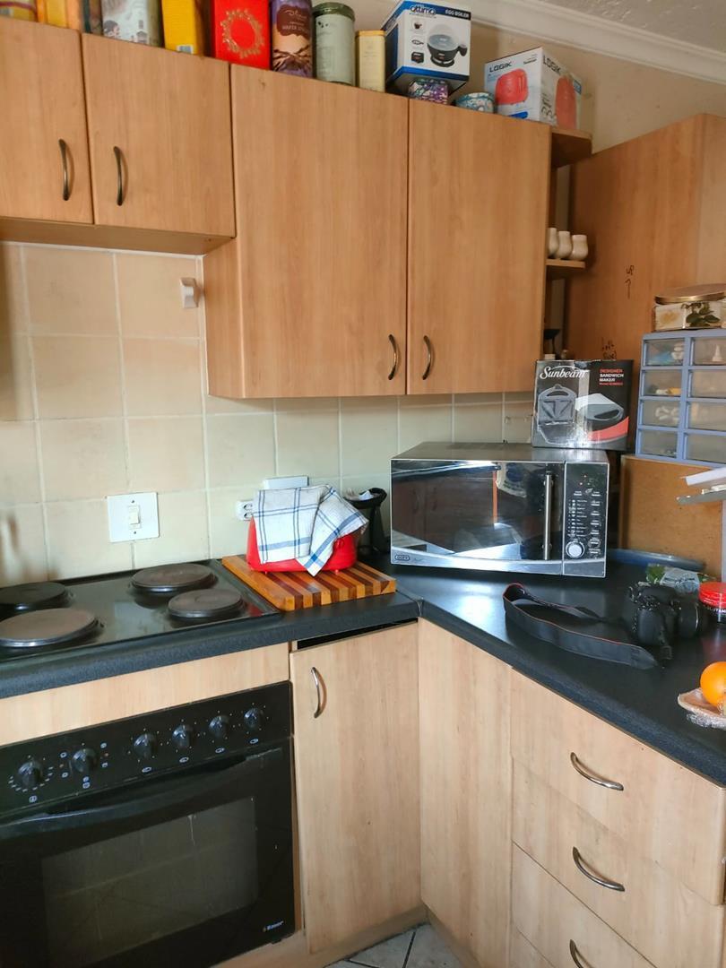 2 Bedroom Property for Sale in Kosmosdal Gauteng