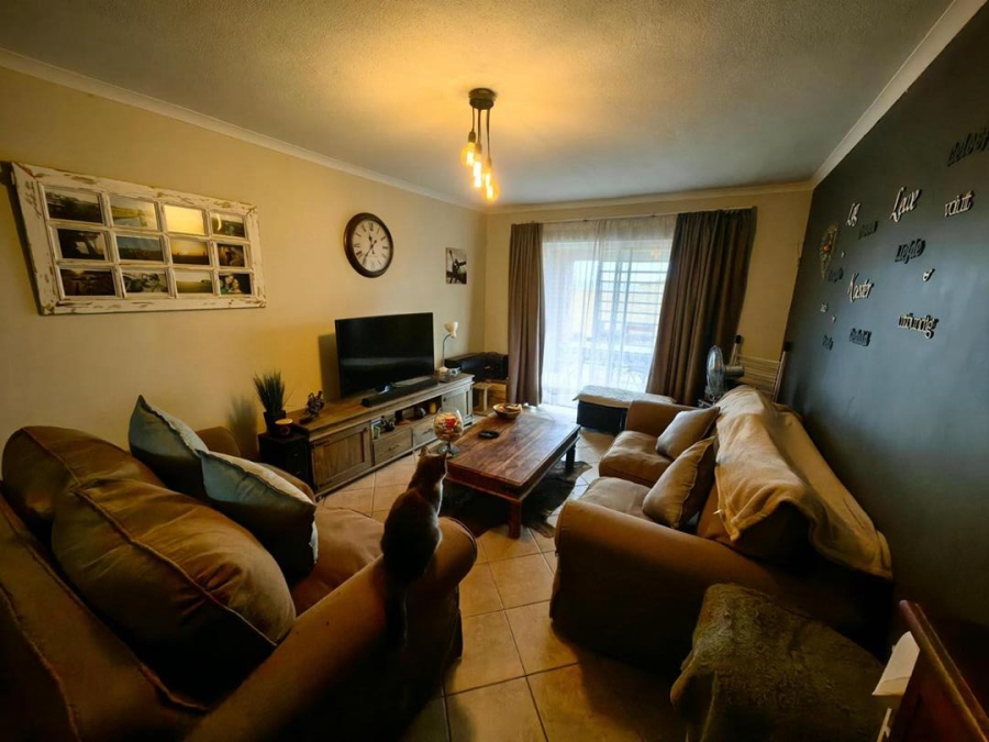 2 Bedroom Property for Sale in Montana Gauteng