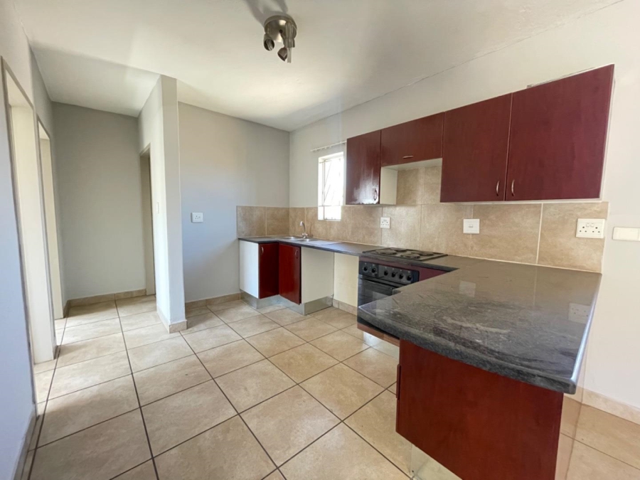 To Let 2 Bedroom Property for Rent in Glen Marais Gauteng