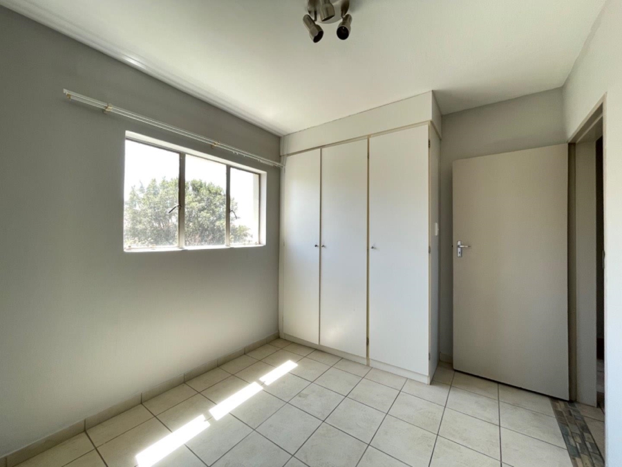 To Let 2 Bedroom Property for Rent in Glen Marais Gauteng