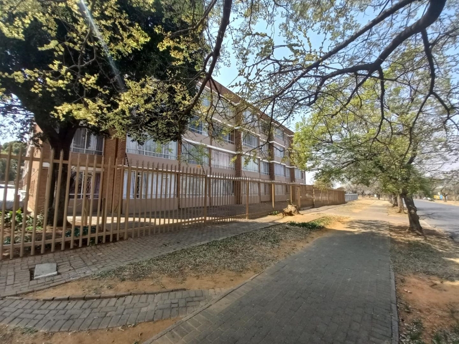 2 Bedroom Property for Sale in Parkdene Gauteng
