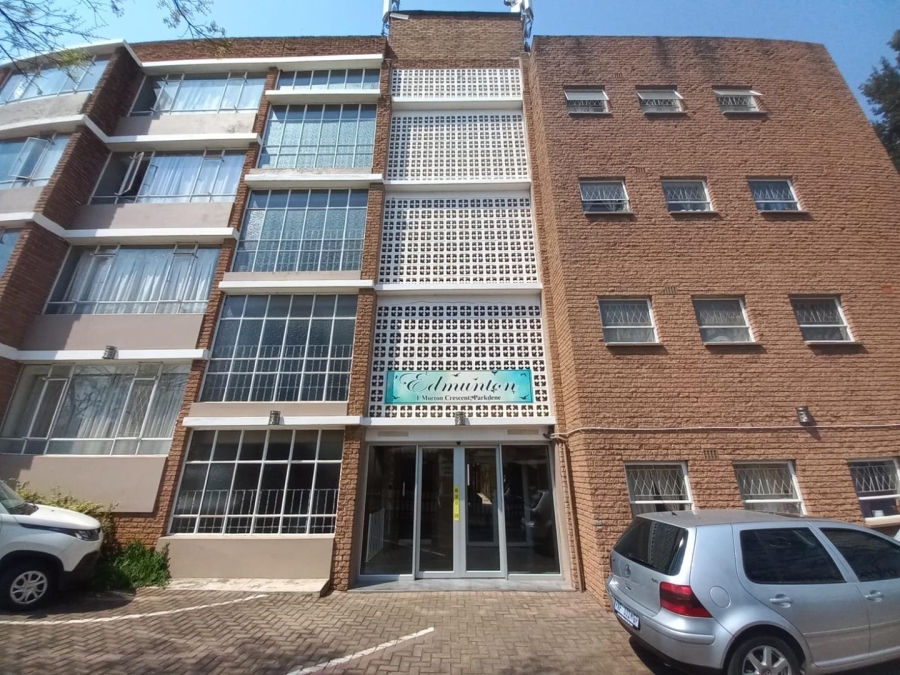 2 Bedroom Property for Sale in Parkdene Gauteng