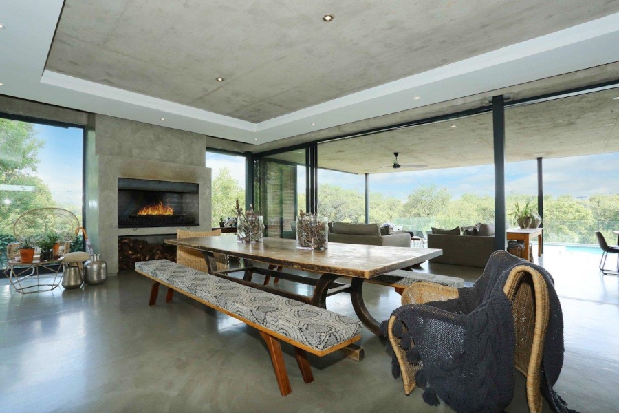 5 Bedroom Property for Sale in Waterfall Country Estate Gauteng
