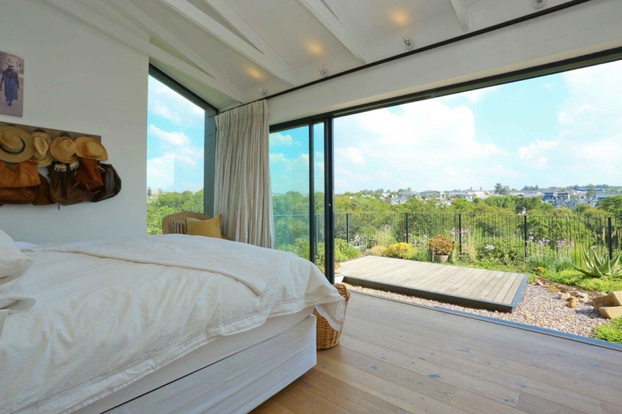 5 Bedroom Property for Sale in Waterfall Country Estate Gauteng
