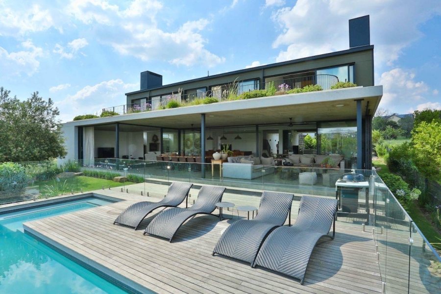 5 Bedroom Property for Sale in Waterfall Country Estate Gauteng