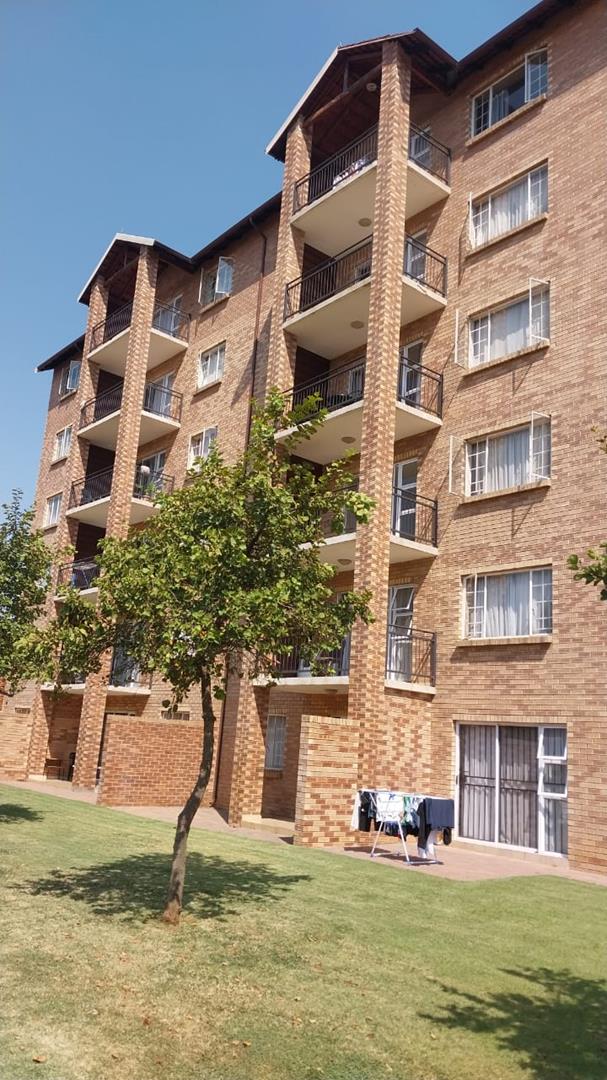 To Let 2 Bedroom Property for Rent in Annlin Gauteng