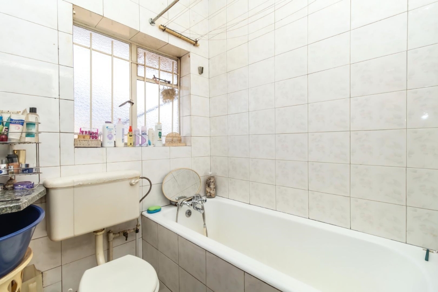 2 Bedroom Property for Sale in Florida Gauteng