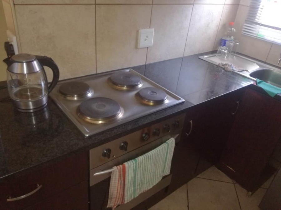 2 Bedroom Property for Sale in Kosmosdal Gauteng