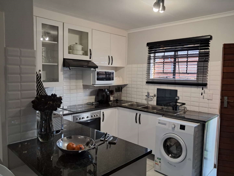 To Let 3 Bedroom Property for Rent in Noordwyk Gauteng