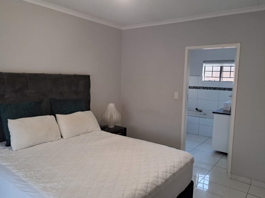 To Let 3 Bedroom Property for Rent in Noordwyk Gauteng