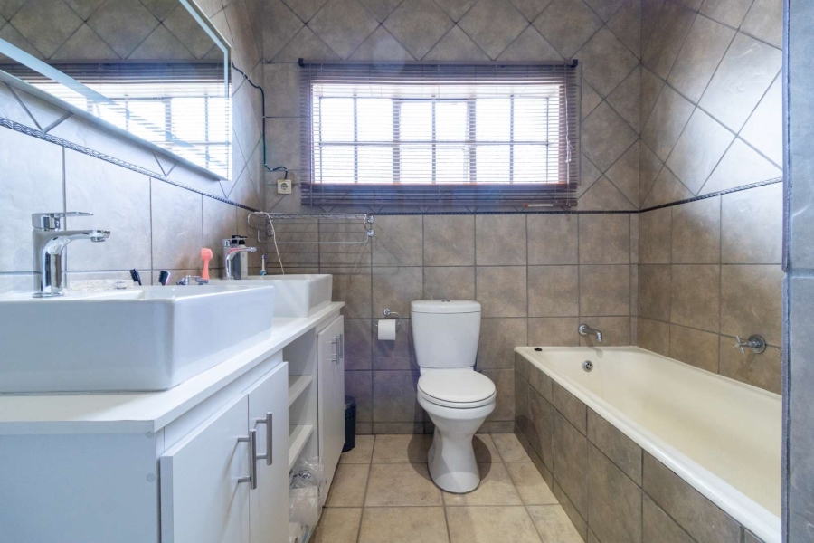 3 Bedroom Property for Sale in The Hill Gauteng