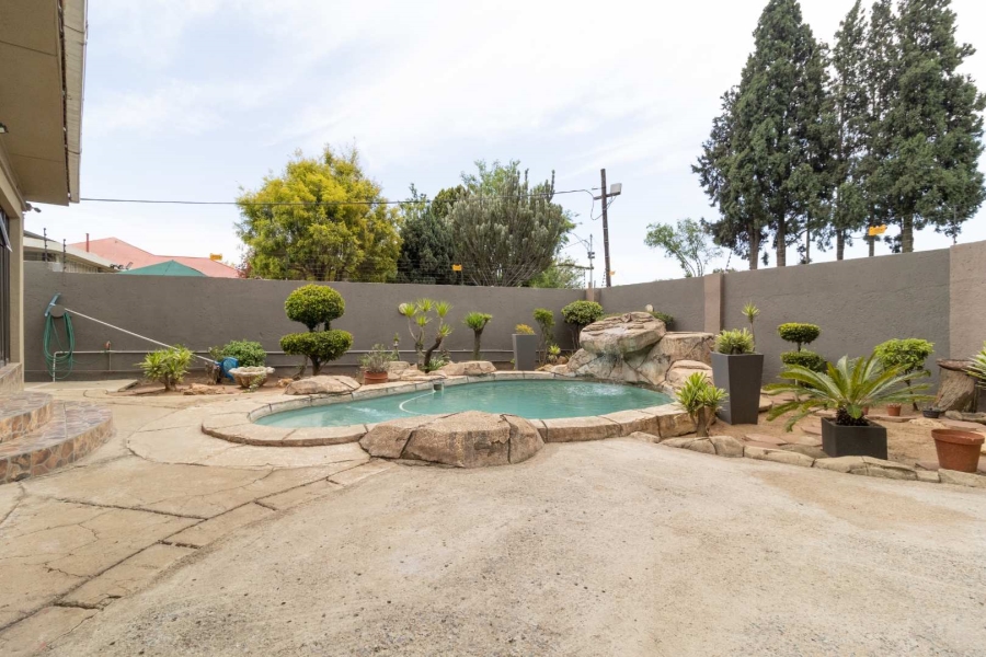 3 Bedroom Property for Sale in The Hill Gauteng