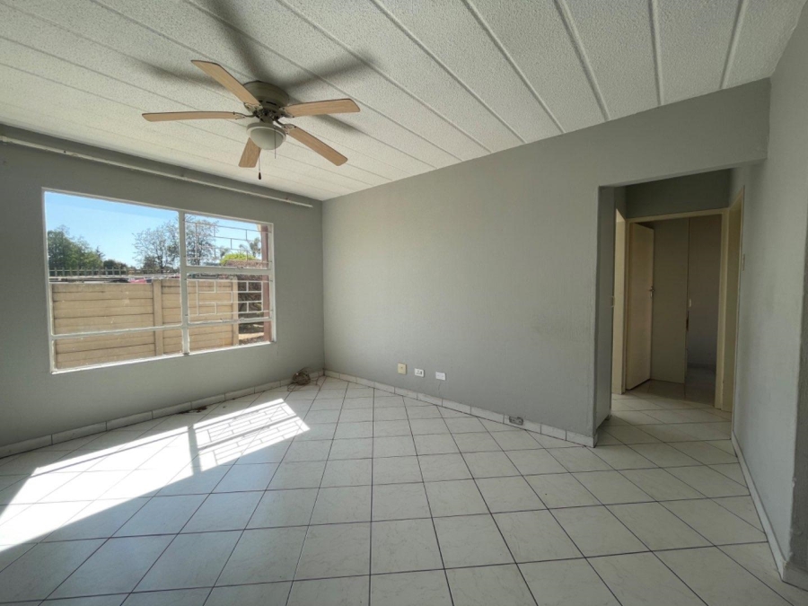 2 Bedroom Property for Sale in Norkem Park Gauteng