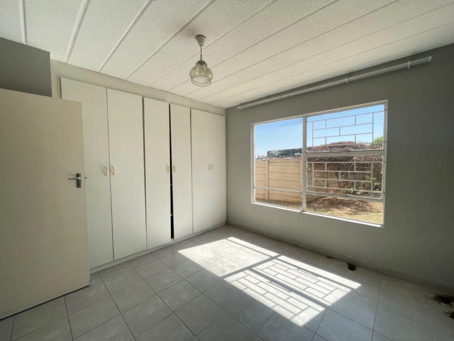 2 Bedroom Property for Sale in Norkem Park Gauteng