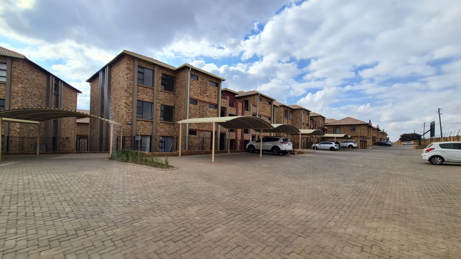 3 Bedroom Property for Sale in Wierdapark Gauteng