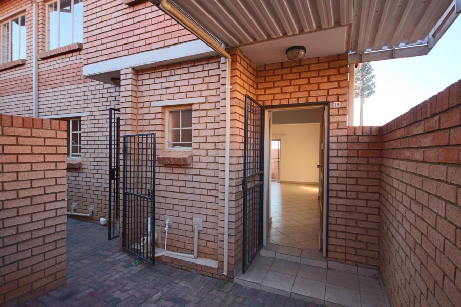 To Let 3 Bedroom Property for Rent in Montana Gauteng