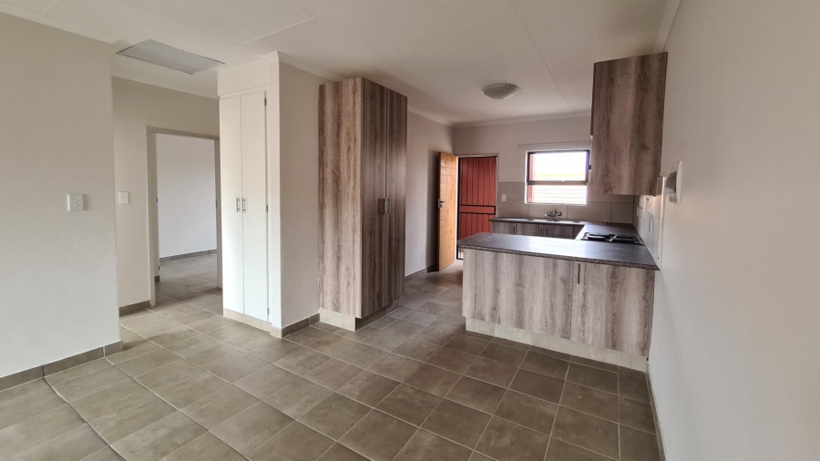 To Let 2 Bedroom Property for Rent in Wierdapark Gauteng