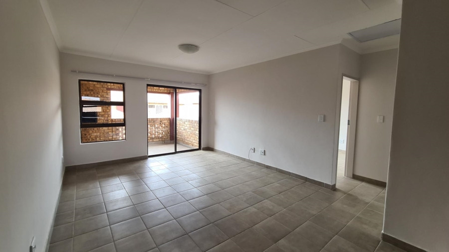 To Let 2 Bedroom Property for Rent in Wierdapark Gauteng