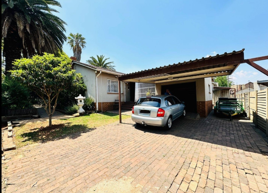 3 Bedroom Property for Sale in Verwoerdpark Gauteng