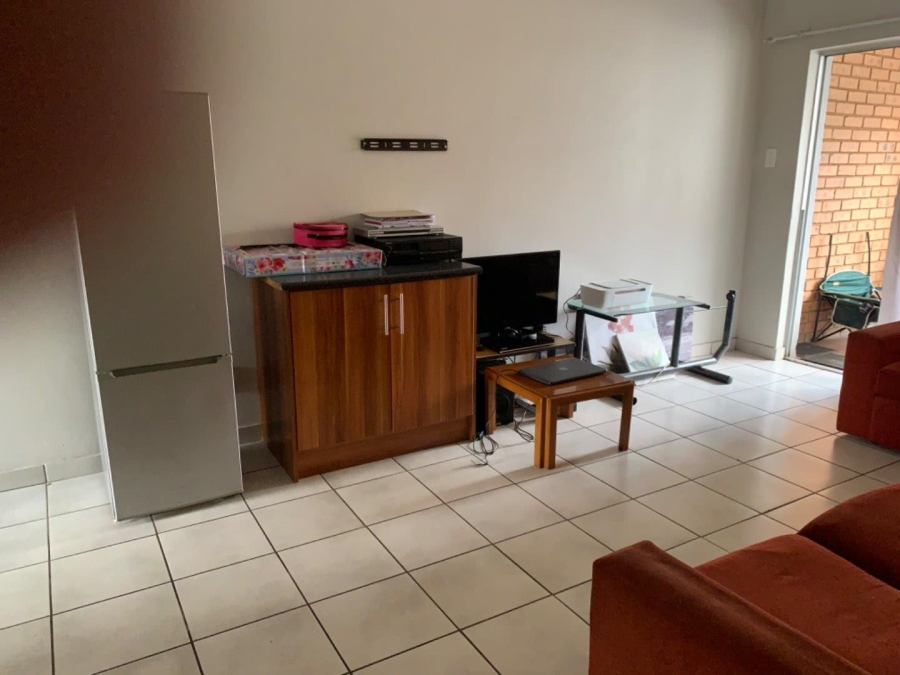 2 Bedroom Property for Sale in Waterkloof Glen Gauteng