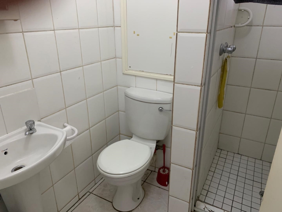 2 Bedroom Property for Sale in Waterkloof Glen Gauteng
