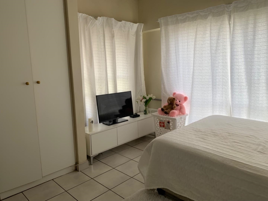 2 Bedroom Property for Sale in Waterkloof Glen Gauteng