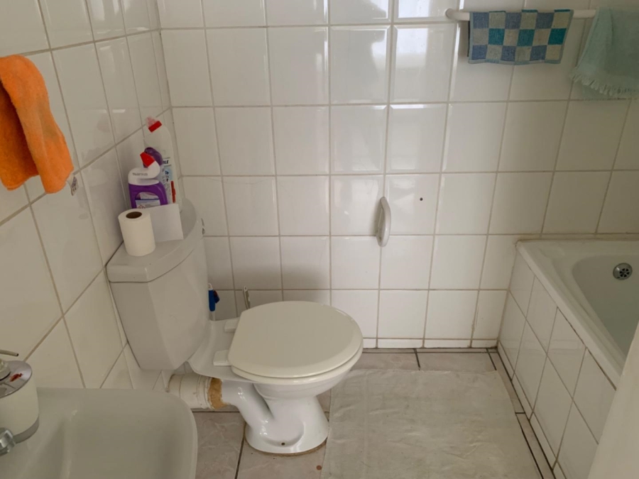 2 Bedroom Property for Sale in Waterkloof Glen Gauteng