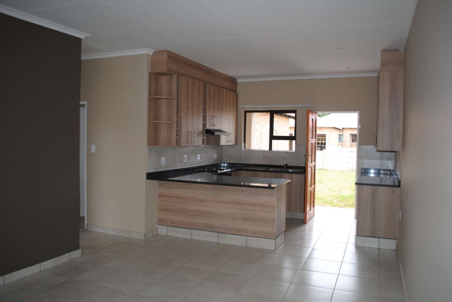 To Let 3 Bedroom Property for Rent in Riversdale Gauteng