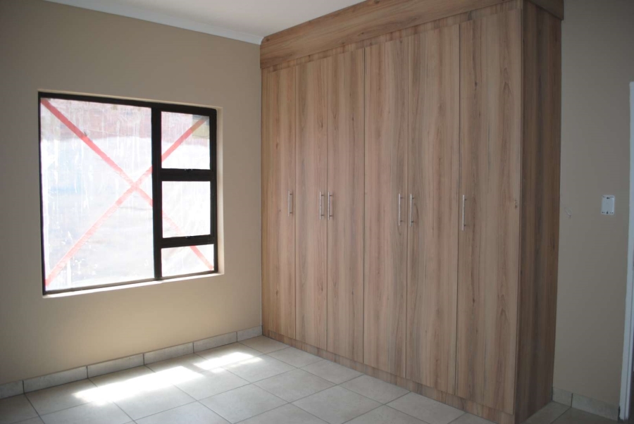 To Let 3 Bedroom Property for Rent in Riversdale Gauteng