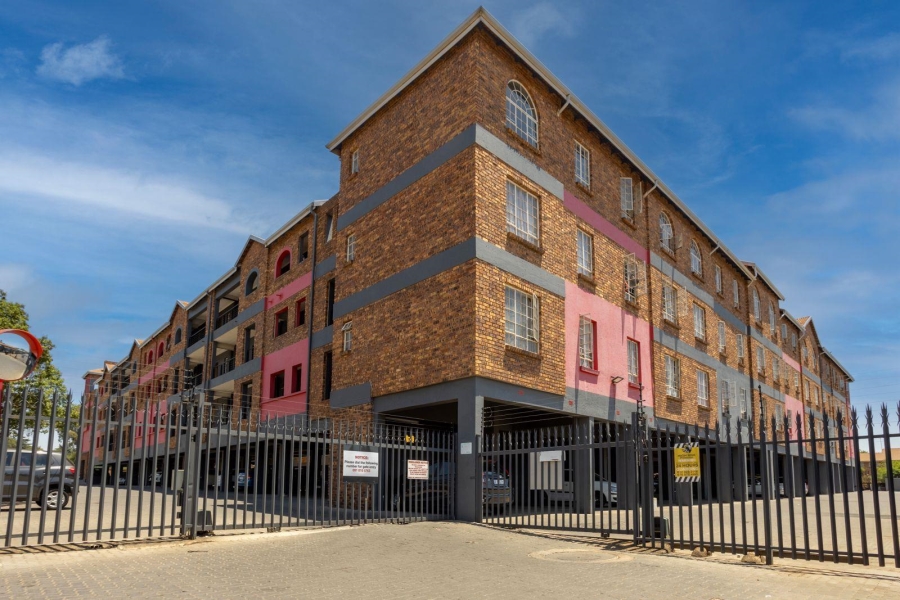 1 Bedroom Property for Sale in Ravenswood Gauteng