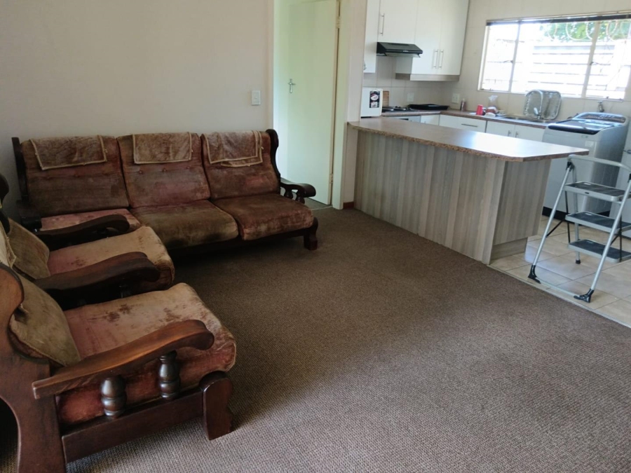 To Let 1 Bedroom Property for Rent in Brackenhurst Gauteng