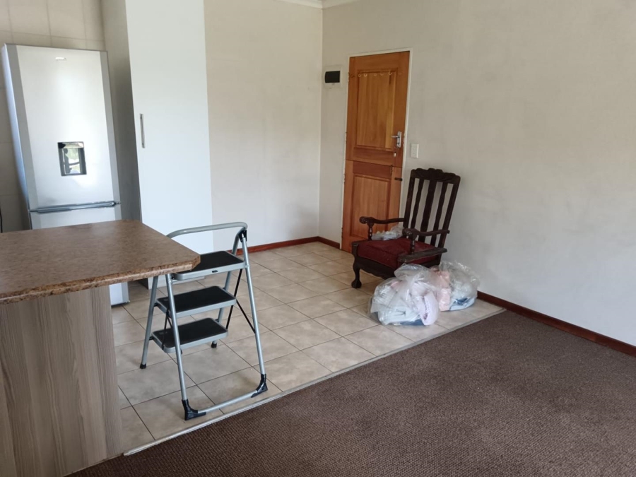 To Let 1 Bedroom Property for Rent in Brackenhurst Gauteng