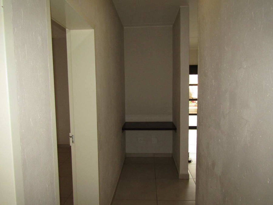 To Let 3 Bedroom Property for Rent in Bardene Gauteng