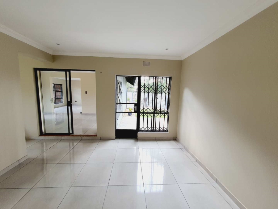 3 Bedroom Property for Sale in Brackenhurst Gauteng