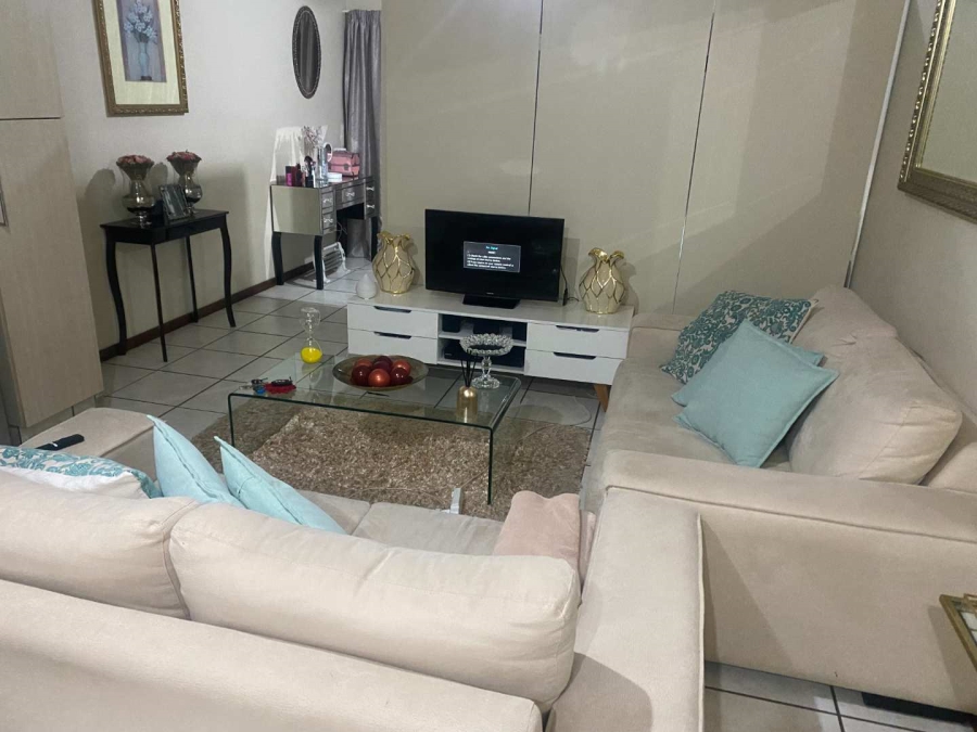 1 Bedroom Property for Sale in Lonehill Gauteng