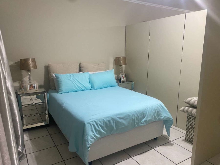 1 Bedroom Property for Sale in Lonehill Gauteng